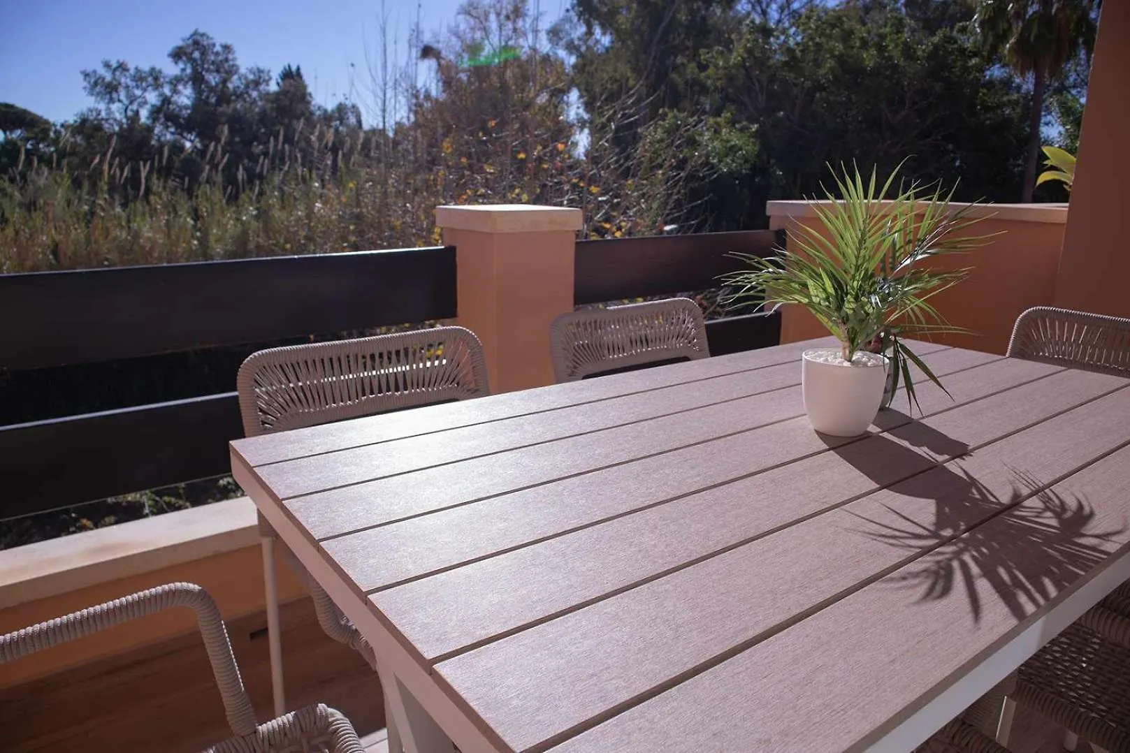 Dunas Cabopino By Houselogy Marbella 0*,  Hiszpania